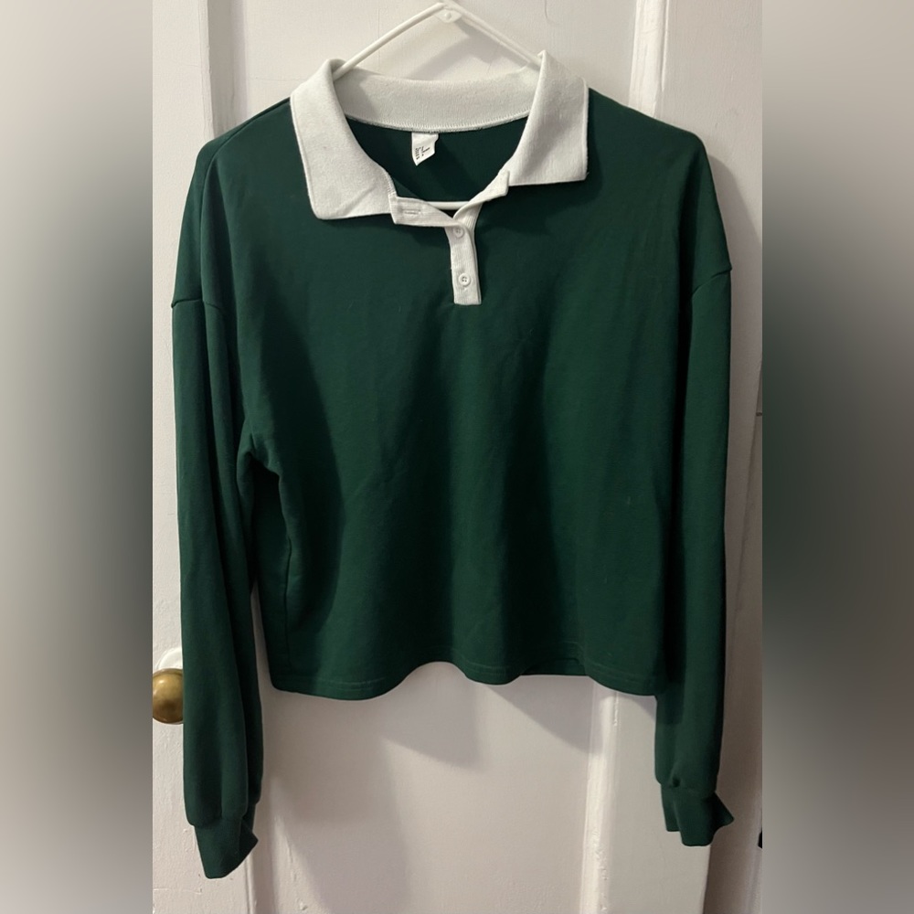 Dark Green, White Collared Shirt, Size Small